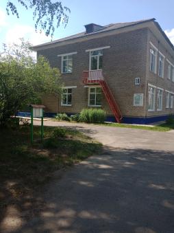 навигация по территории (на стене здания)